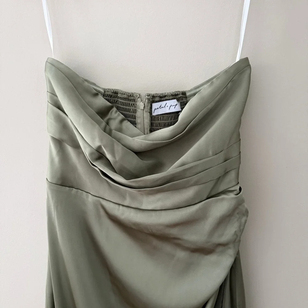 Petal‎ and Pup Sage Green Satin Strapless Maxi Dress Side Slit Size Medium - Picture 3 of 7